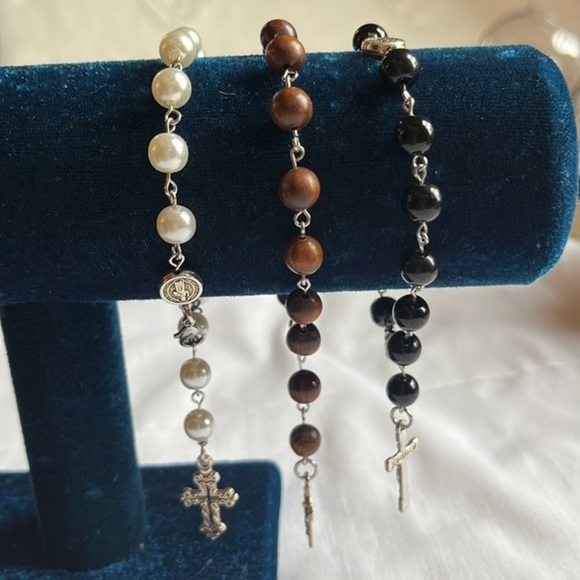 Set of 3 Beautifully Crafted Rosary Prayer Bracelets - Fits M/L‎ Wrist - Picture 6 of 6